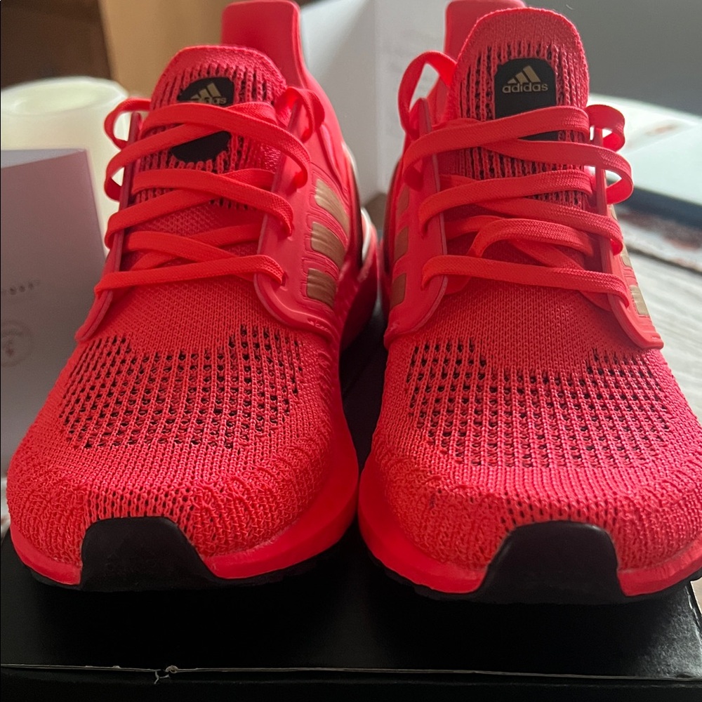 Adidas Ultraboost 20 W in Signal Pink - Picture 9 of 15